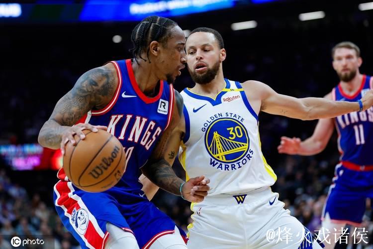 库里27+10德罗赞24分 勇士主场狂胜国王迎来七连败